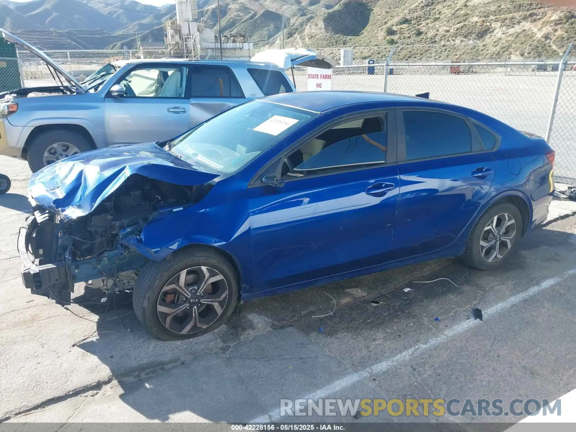 14 fotografías del automóvil dañado 3KPF24AD0KE028369 KIA FORTE 2019