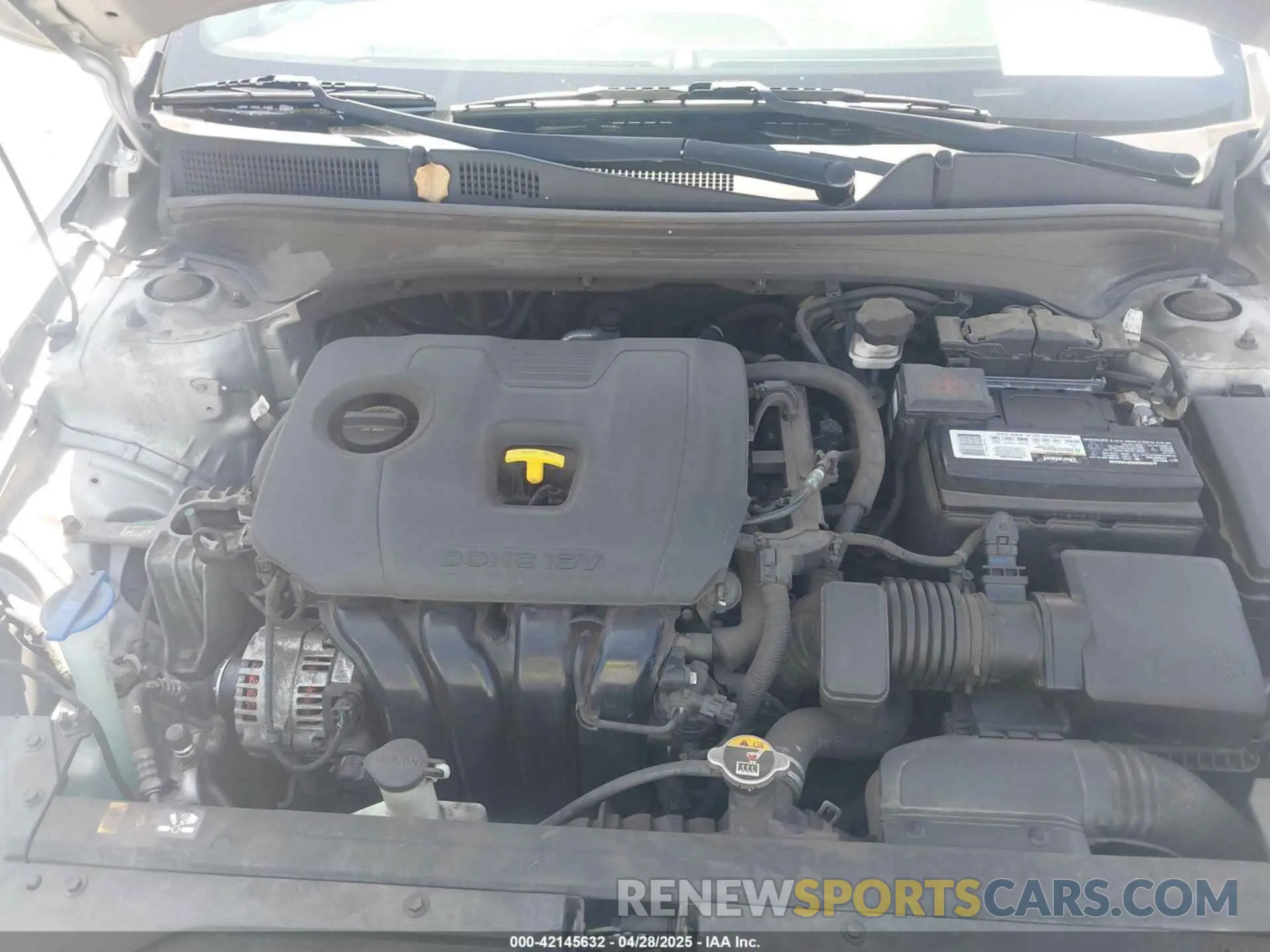 10 fotografías del automóvil dañado 3KPF24AD0KE066653 KIA FORTE 2019
