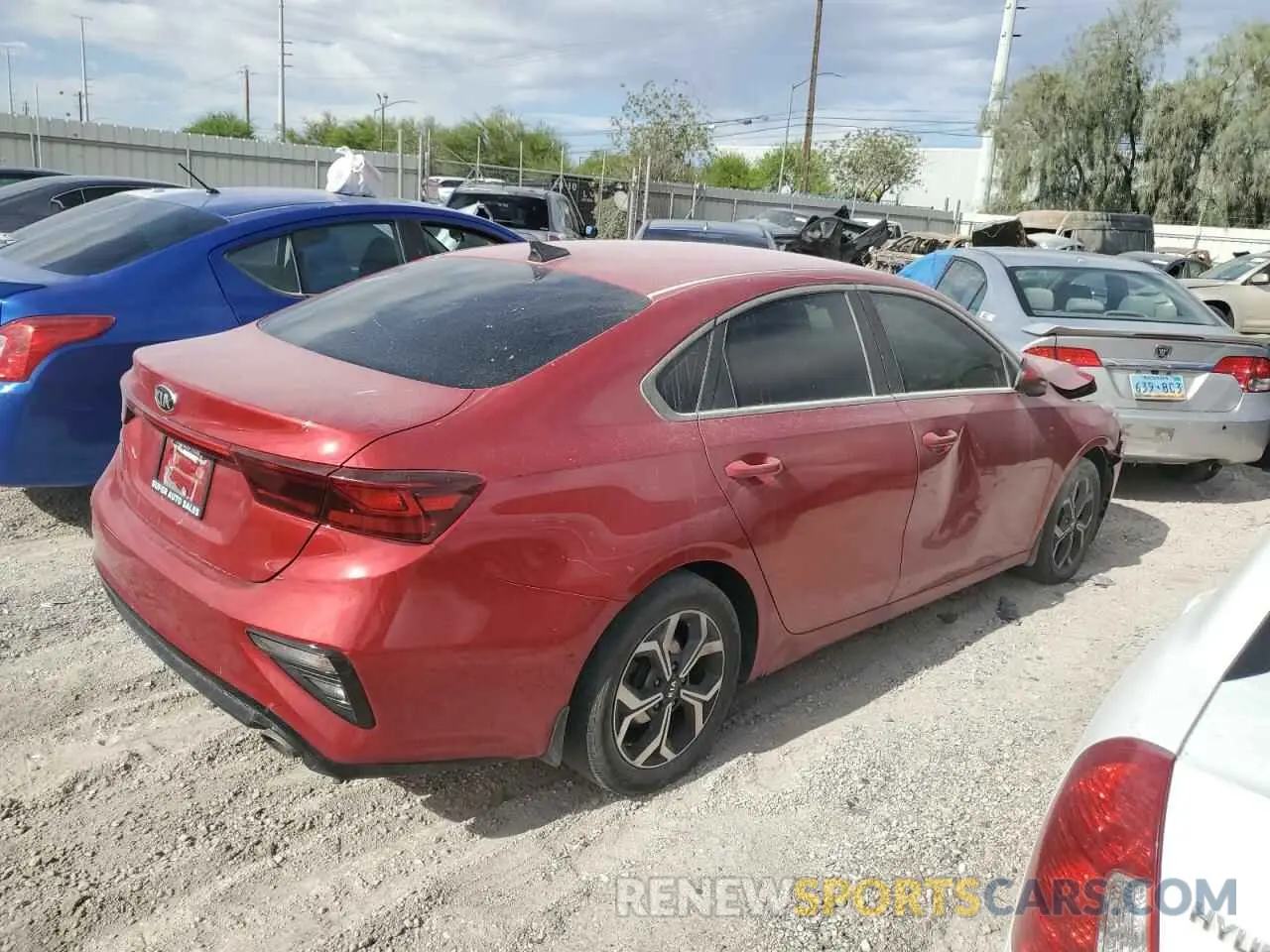 3 fotografías del automóvil dañado 3KPF24AD0KE079421 KIA FORTE 2019