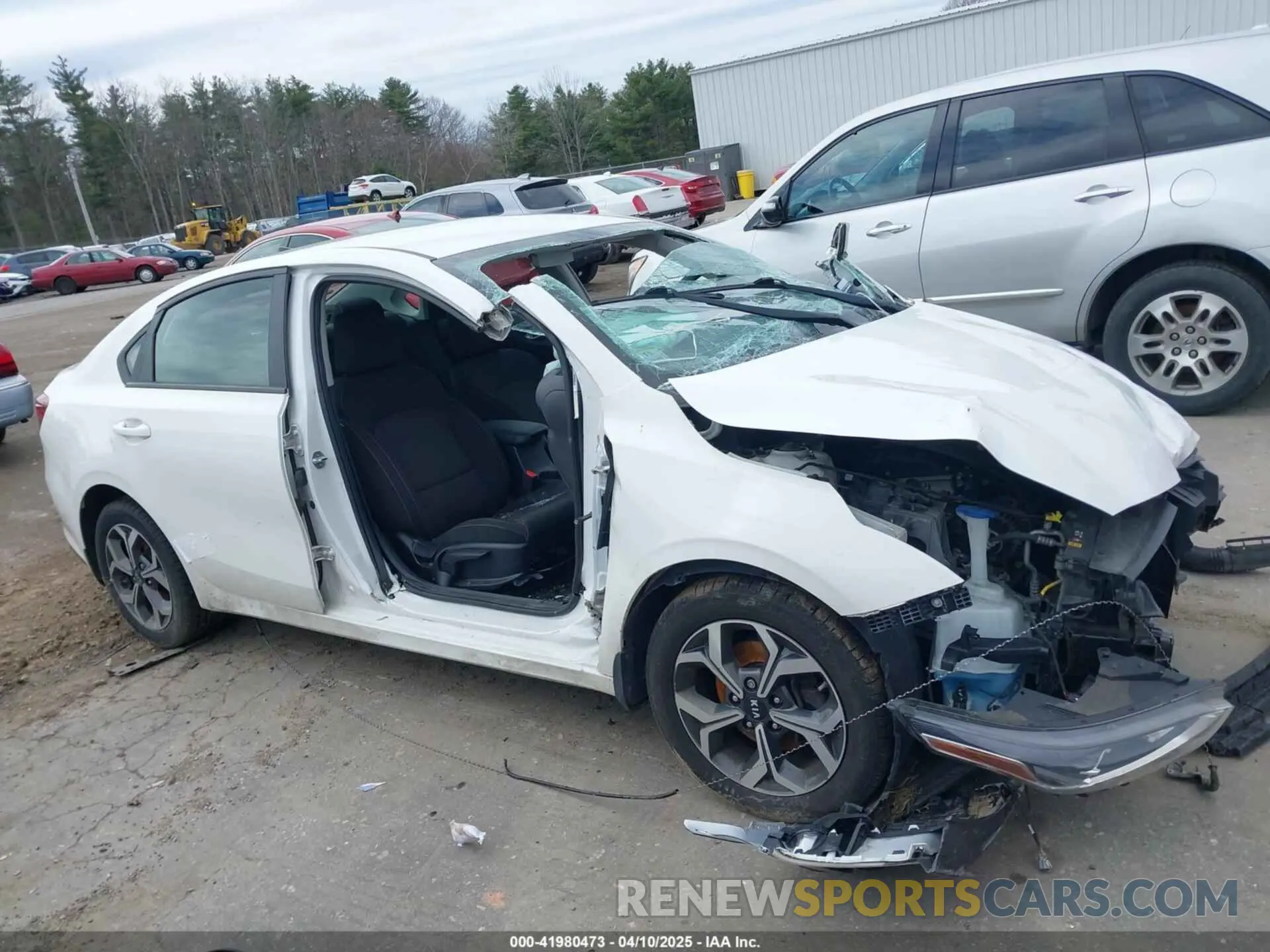 18 fotografías del automóvil dañado 3KPF24AD0KE103717 KIA FORTE 2019