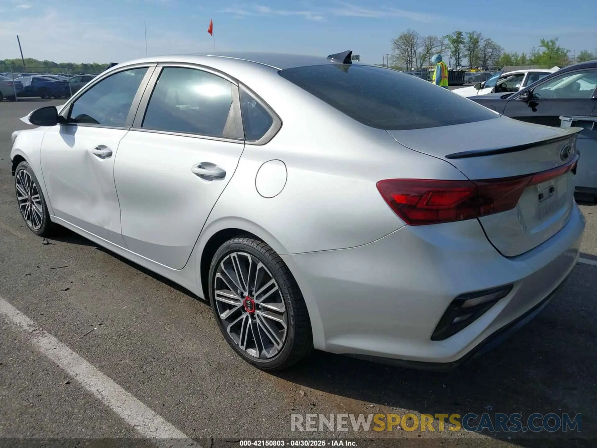 3 fotografías del automóvil dañado 3KPF24AD0KE135728 KIA FORTE 2019