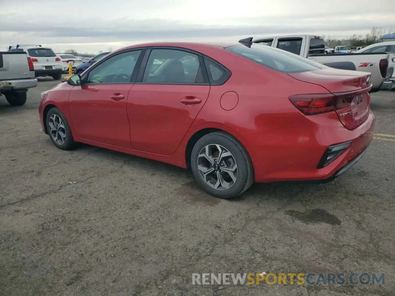 2 fotografías del automóvil dañado 3KPF24AD1KE008633 KIA FORTE 2019
