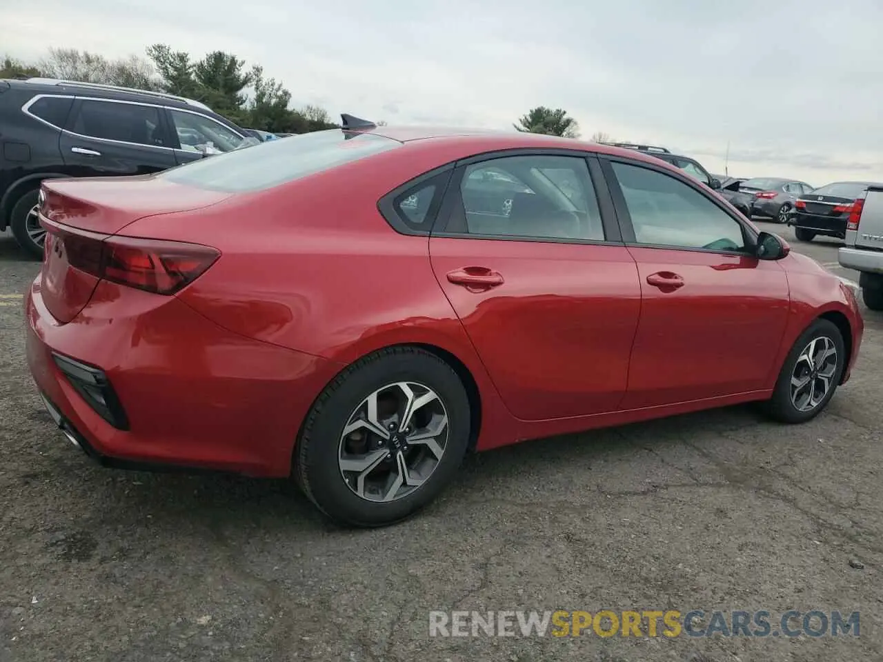 3 fotografías del automóvil dañado 3KPF24AD1KE008633 KIA FORTE 2019