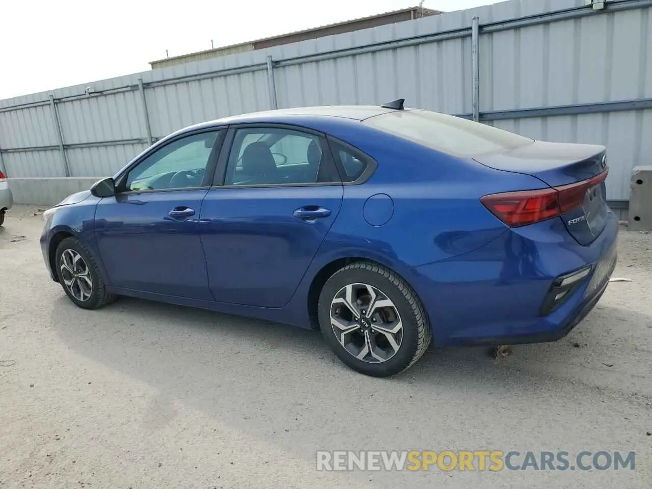 2 fotografías del automóvil dañado 3KPF24AD1KE008843 KIA FORTE 2019