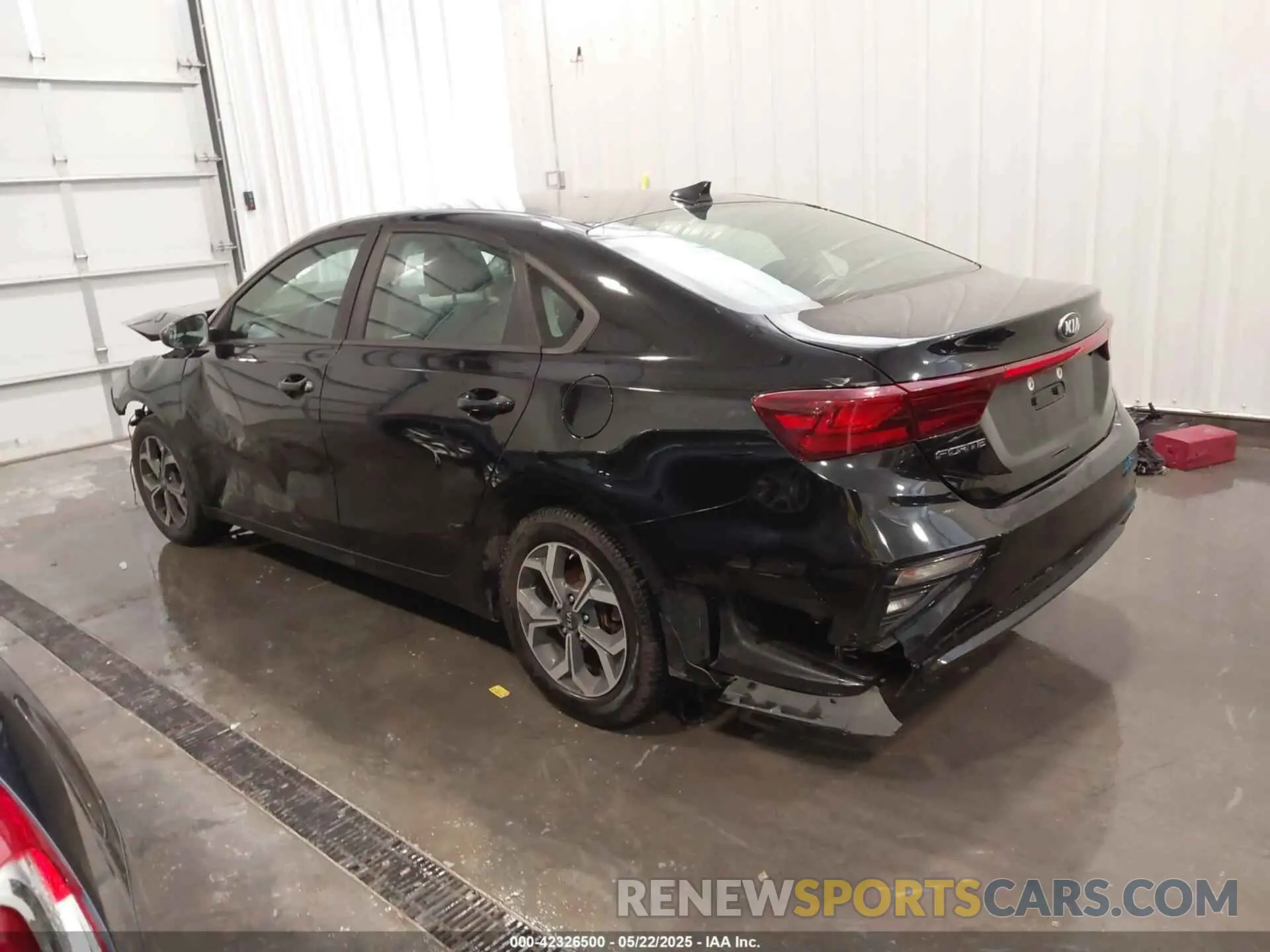 3 fotografías del automóvil dañado 3KPF24AD1KE017574 KIA FORTE 2019