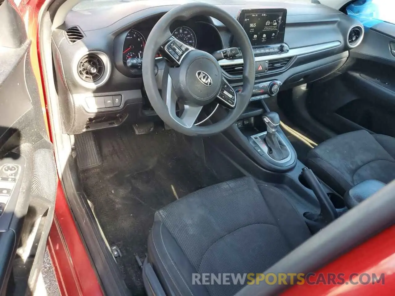 8 fotografías del automóvil dañado 3KPF24AD1KE067102 KIA FORTE 2019