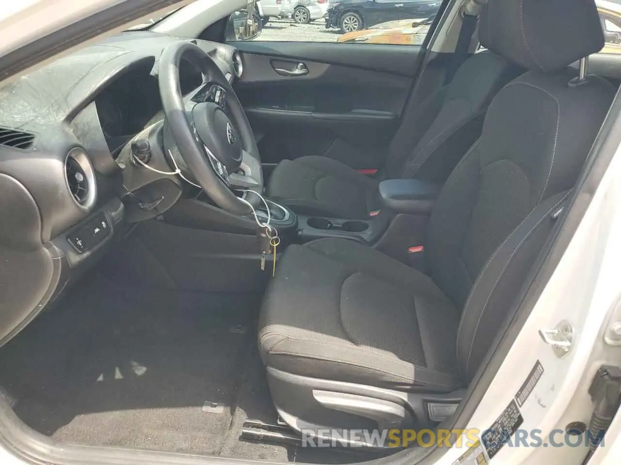 7 fotografías del automóvil dañado 3KPF24AD1KE073983 KIA FORTE 2019
