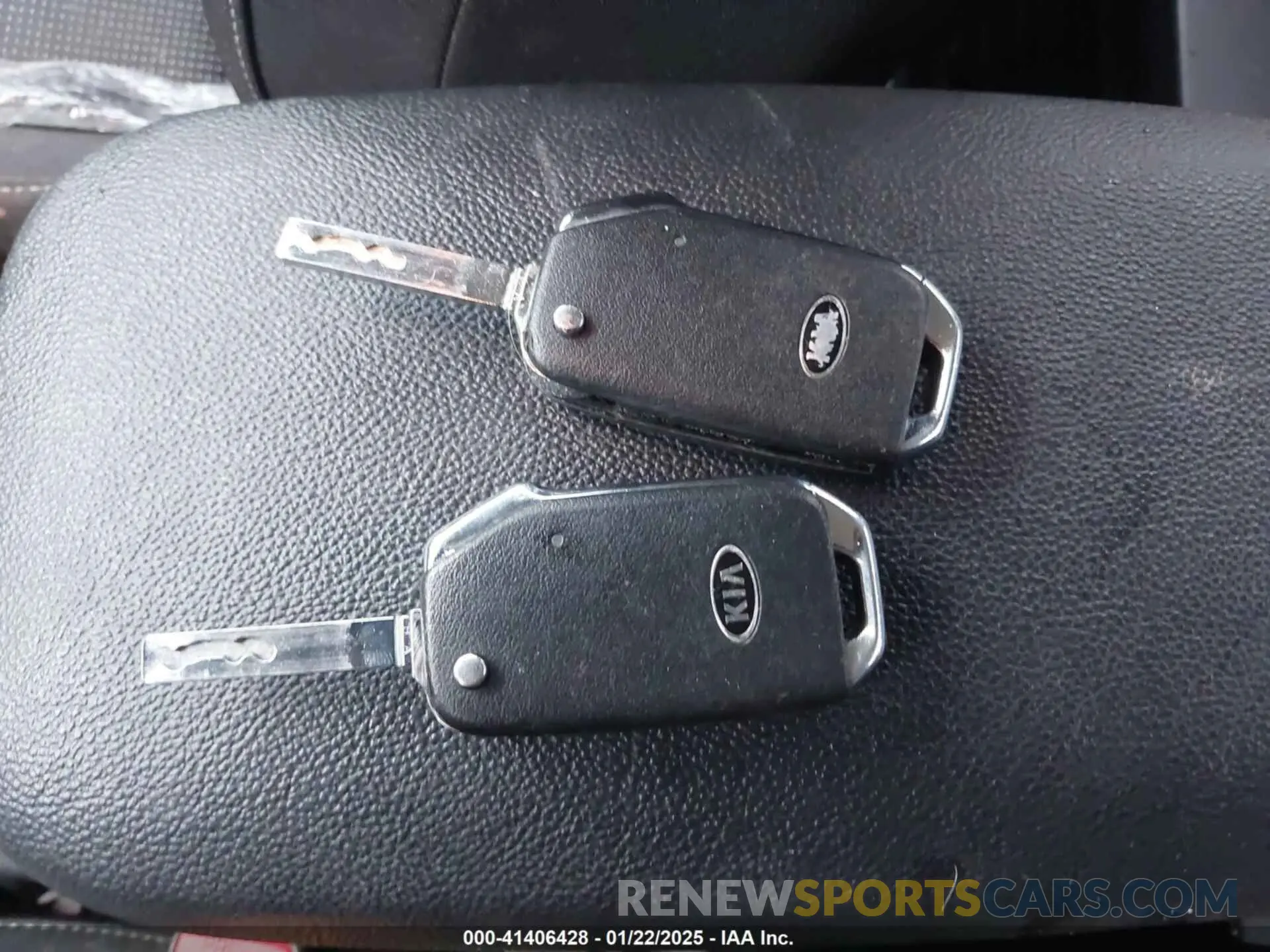 11 fotografías del automóvil dañado 3KPF24AD1KE111356 KIA FORTE 2019