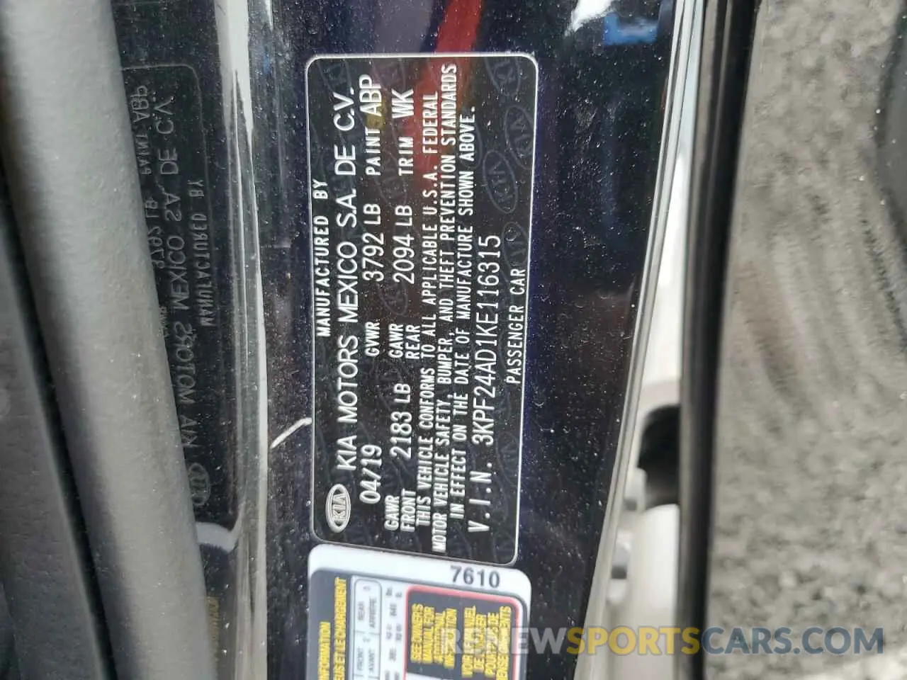 12 fotografías del automóvil dañado 3KPF24AD1KE116315 KIA FORTE 2019