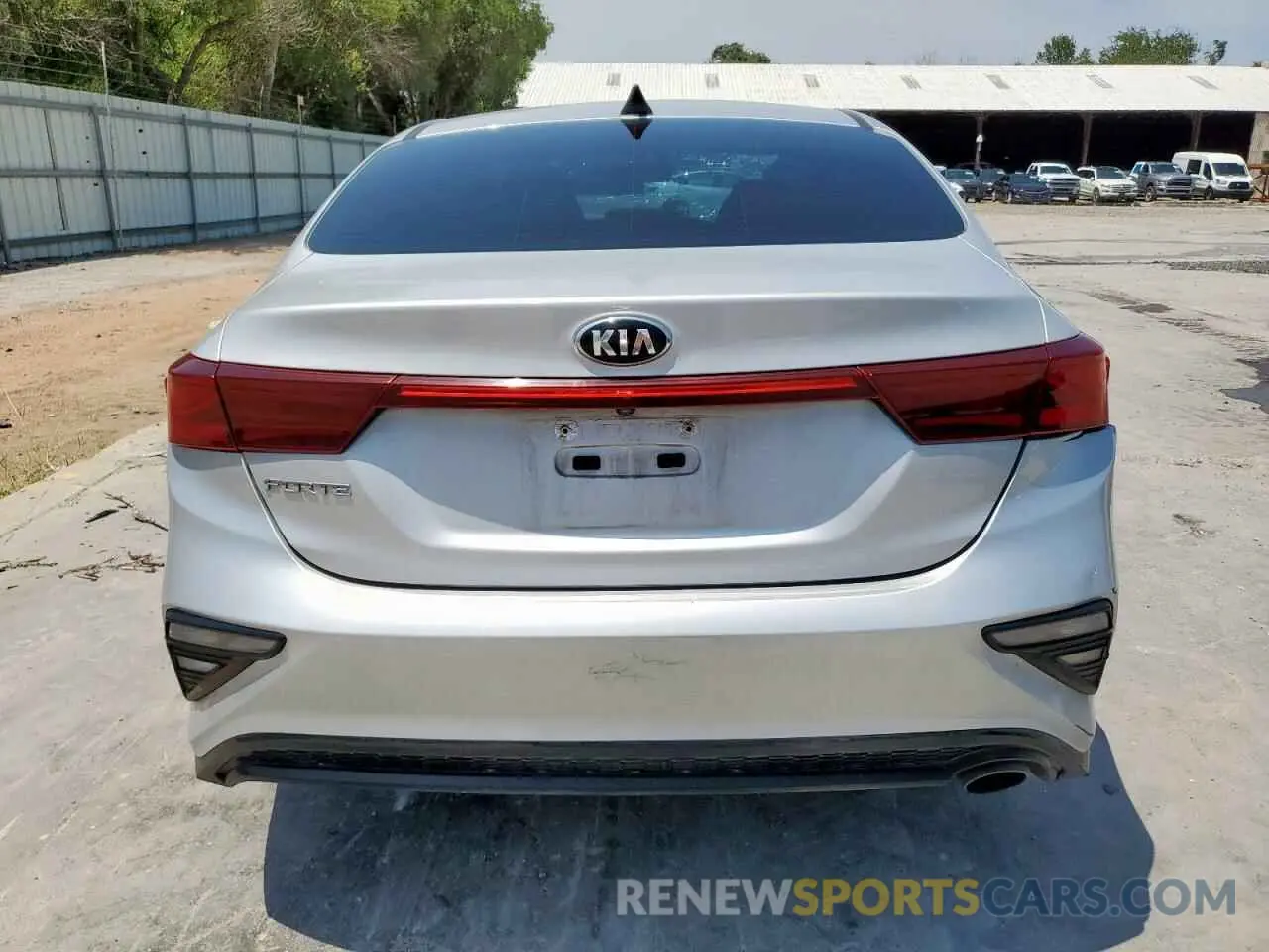 6 fotografías del automóvil dañado 3KPF24AD1KE118386 KIA FORTE 2019