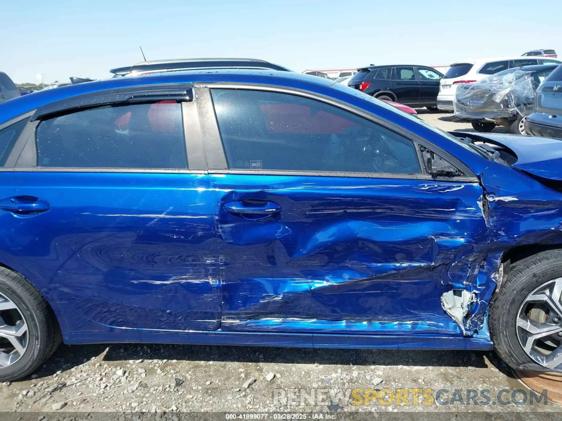 14 fotografías del automóvil dañado 3KPF24AD1KE123197 KIA FORTE 2019