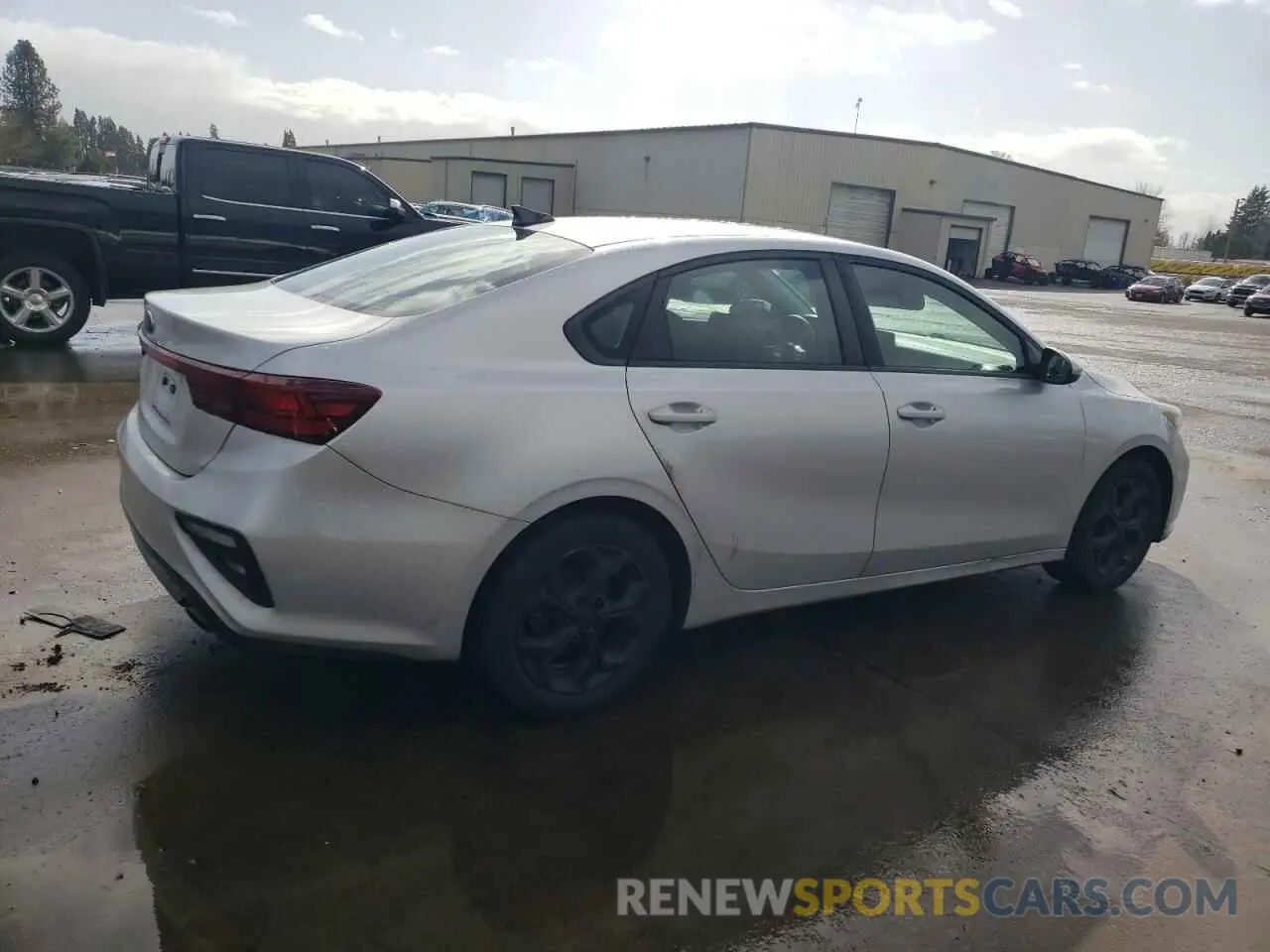 3 fotografías del automóvil dañado 3KPF24AD2KE061633 KIA FORTE 2019