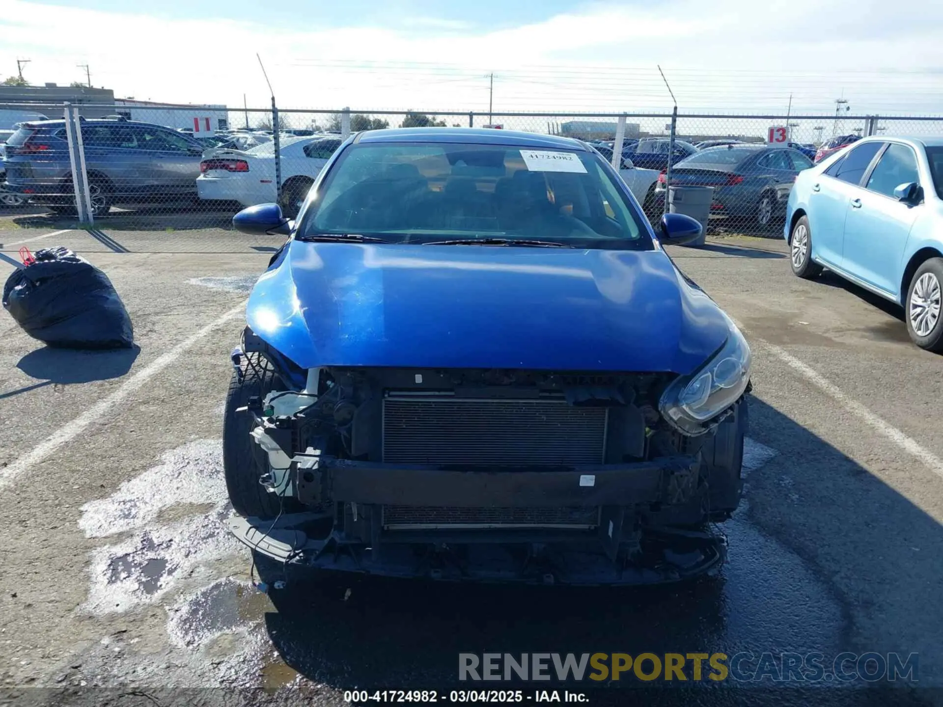 13 fotografías del automóvil dañado 3KPF24AD2KE065407 KIA FORTE 2019