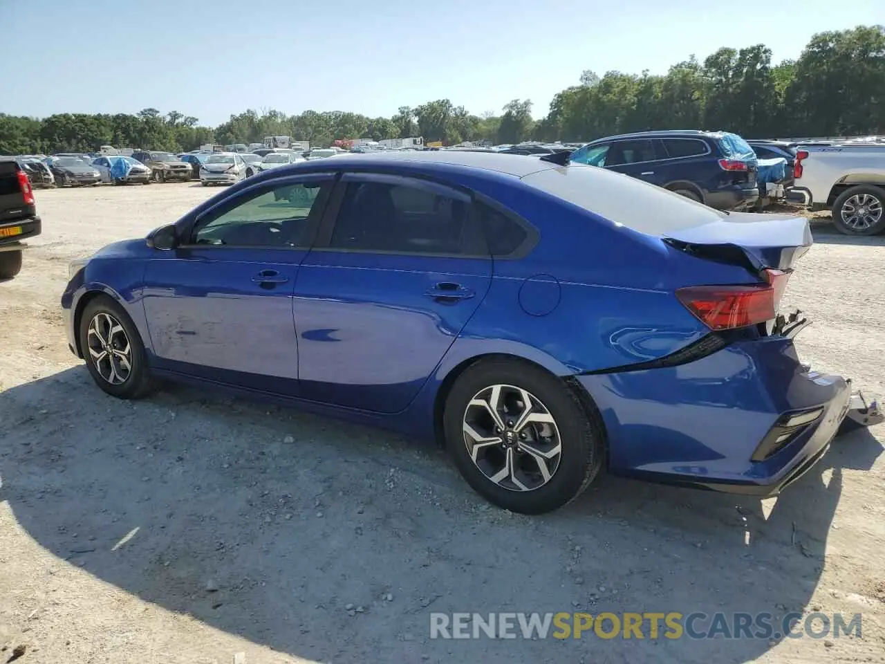 2 fotografías del automóvil dañado 3KPF24AD2KE065696 KIA FORTE 2019