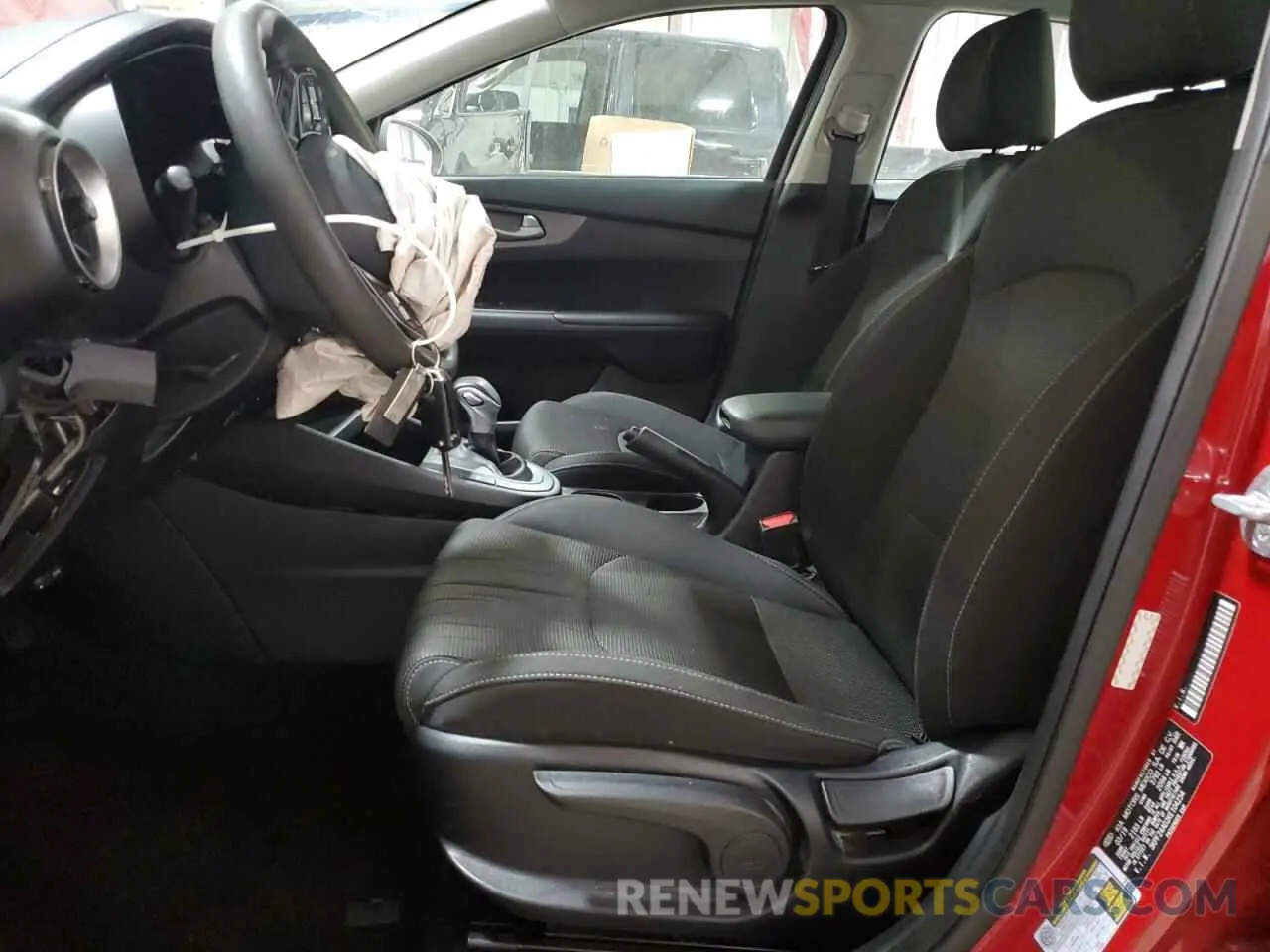 7 fotografías del automóvil dañado 3KPF24AD2KE104254 KIA FORTE 2019