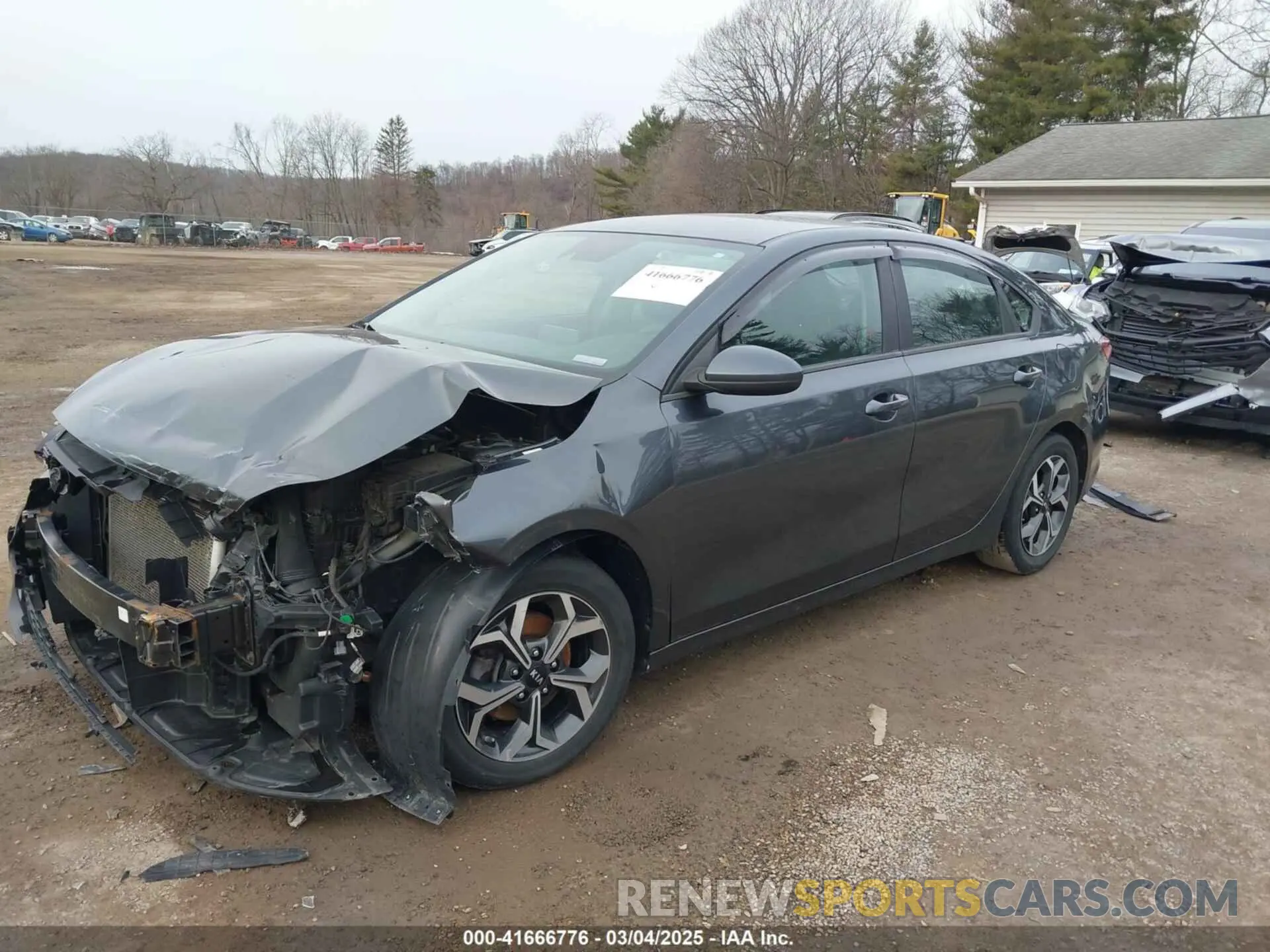 2 fotografías del automóvil dañado 3KPF24AD3KE014207 KIA FORTE 2019