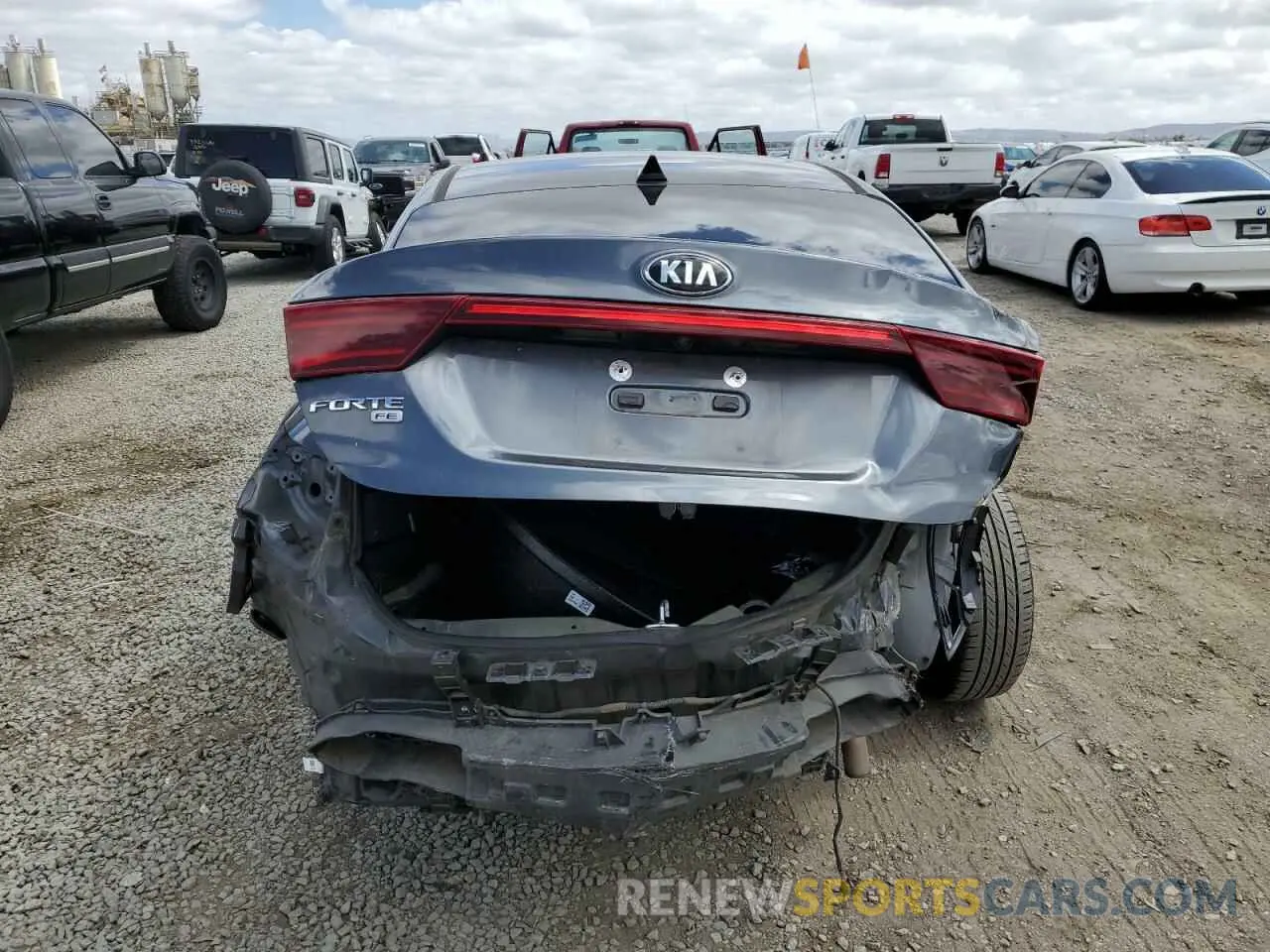 6 fotografías del automóvil dañado 3KPF24AD3KE027510 KIA FORTE 2019