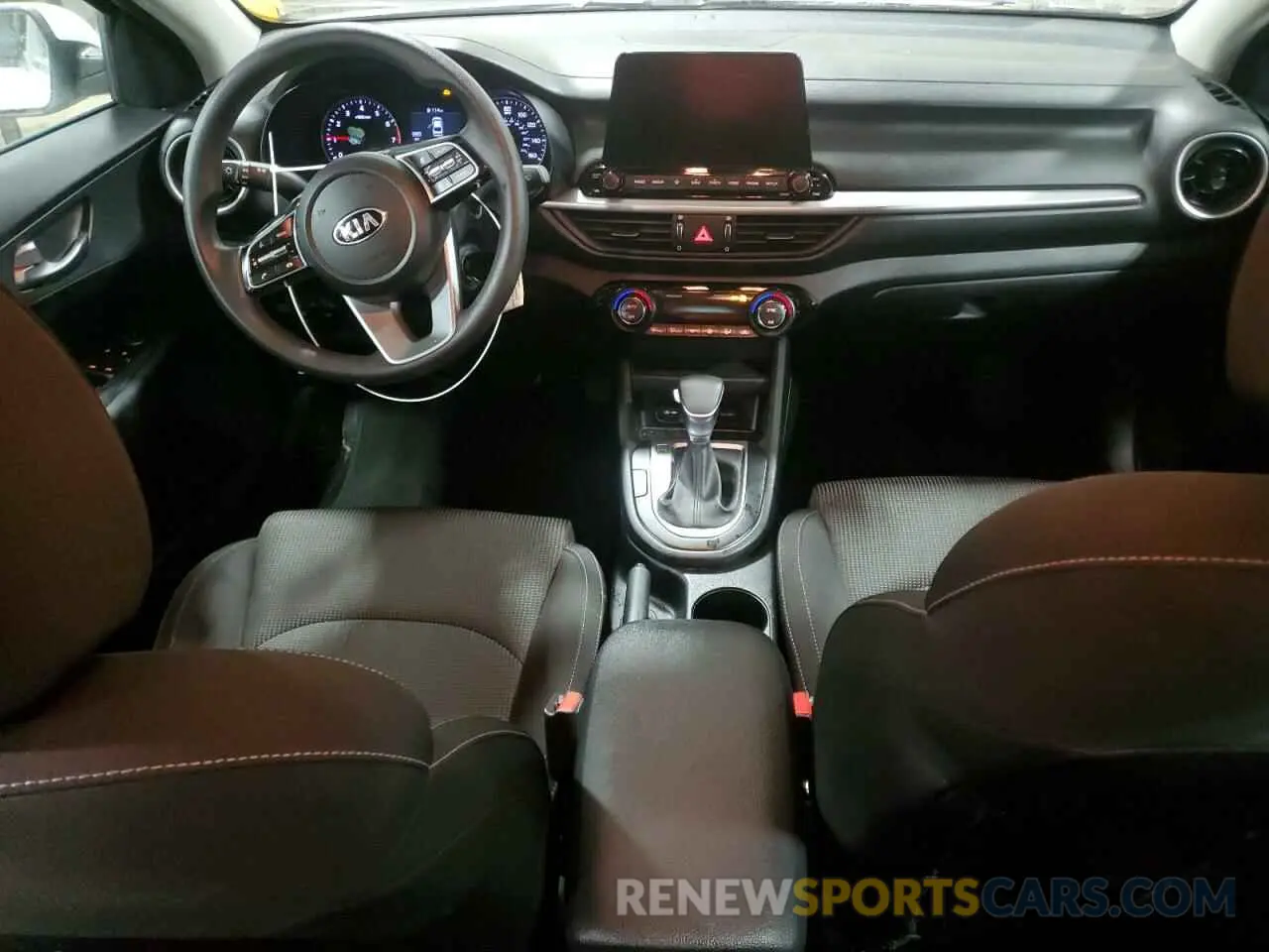 8 fotografías del automóvil dañado 3KPF24AD3KE059454 KIA FORTE 2019