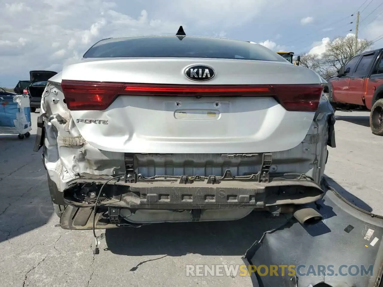 6 fotografías del automóvil dañado 3KPF24AD3KE080174 KIA FORTE 2019