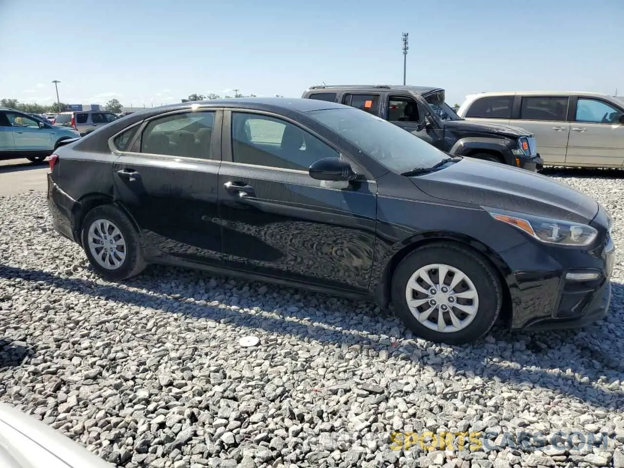 4 fotografías del automóvil dañado 3KPF24AD3KE088517 KIA FORTE 2019