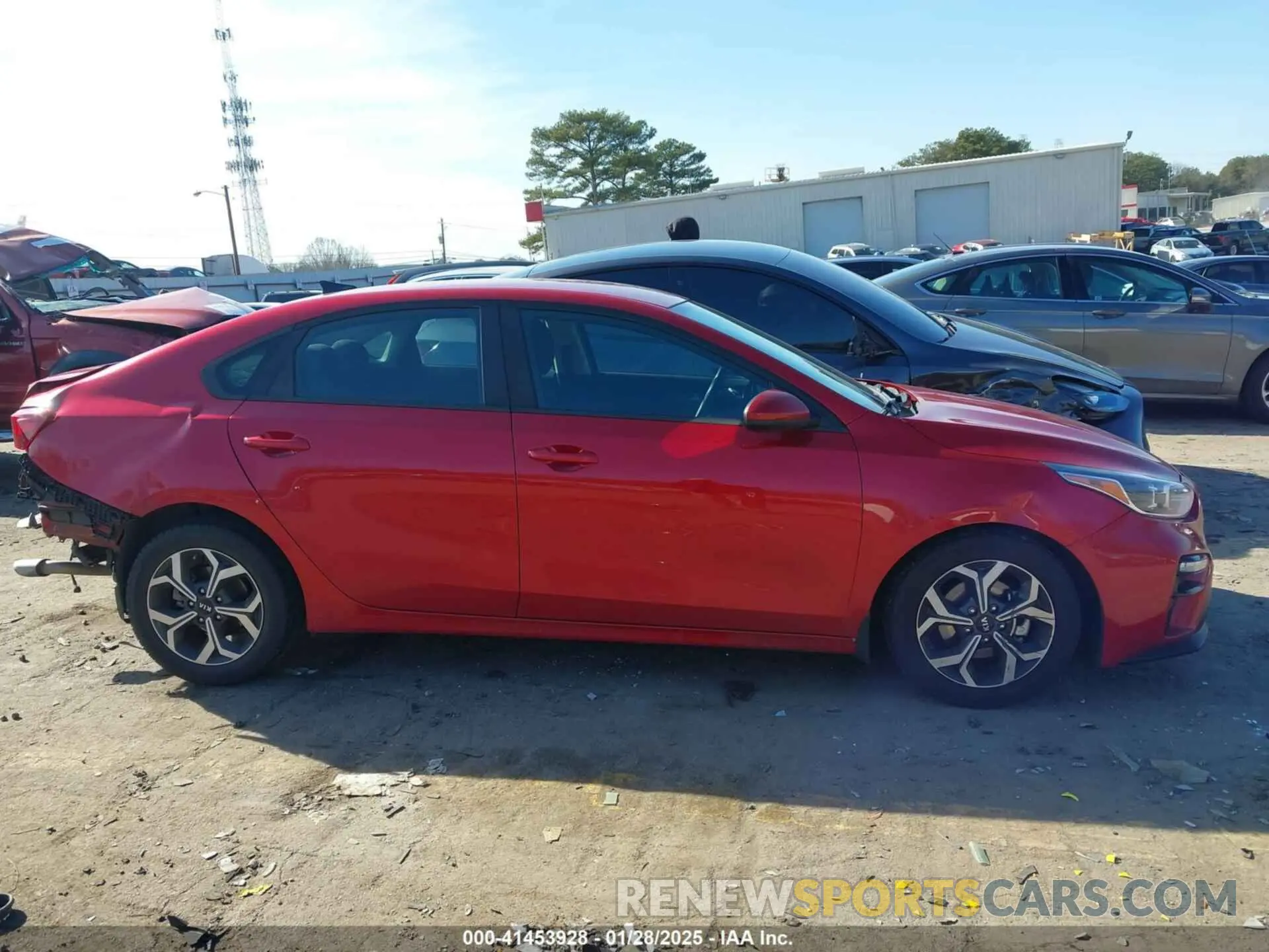 13 fotografías del automóvil dañado 3KPF24AD3KE096584 KIA FORTE 2019