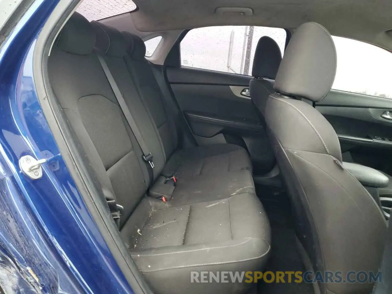 11 fotografías del automóvil dañado 3KPF24AD3KE120172 KIA FORTE 2019