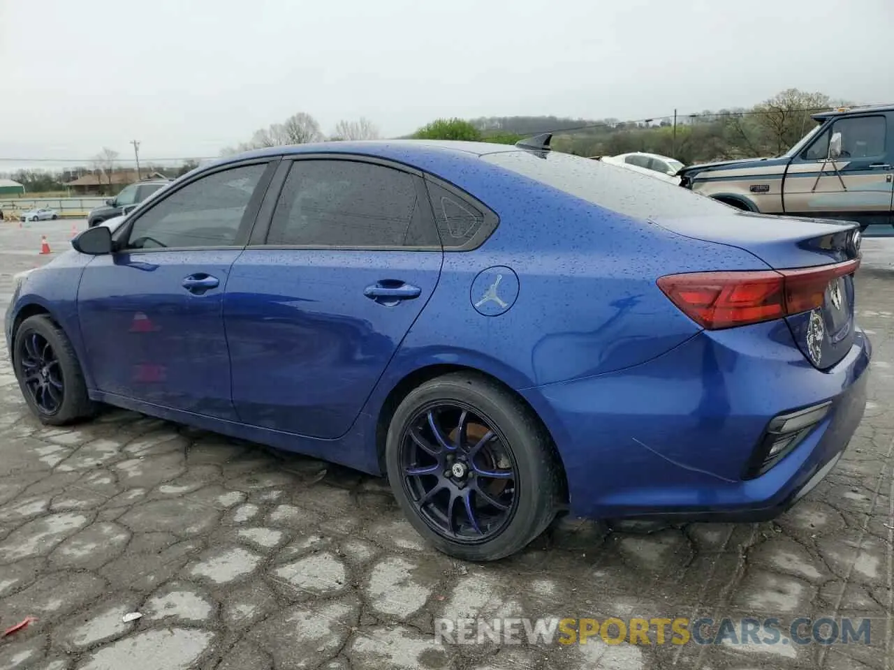 2 fotografías del automóvil dañado 3KPF24AD3KE120172 KIA FORTE 2019