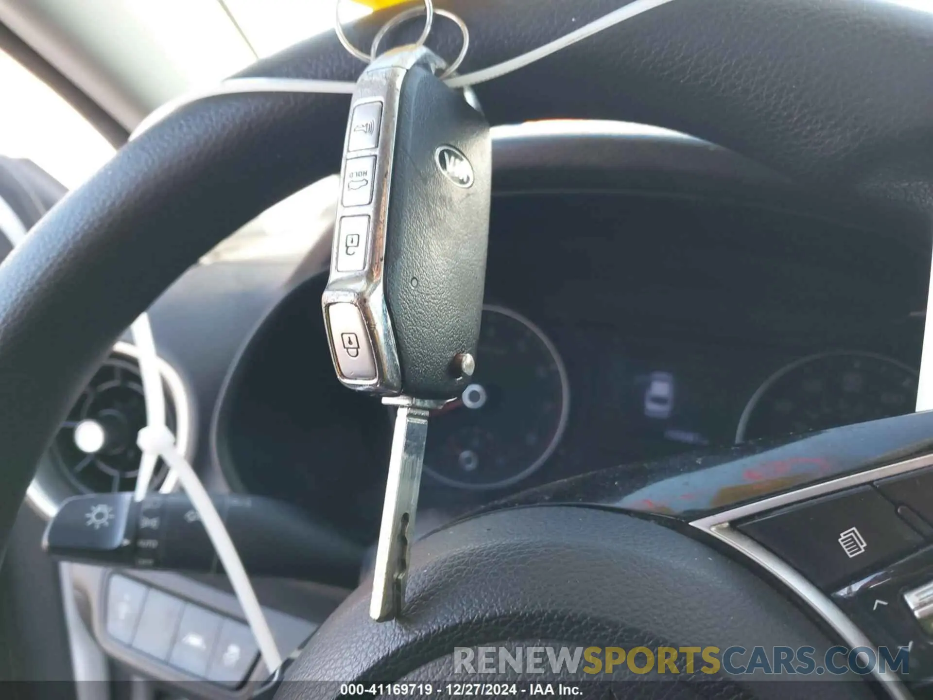 11 fotografías del automóvil dañado 3KPF24AD3KE136730 KIA FORTE 2019