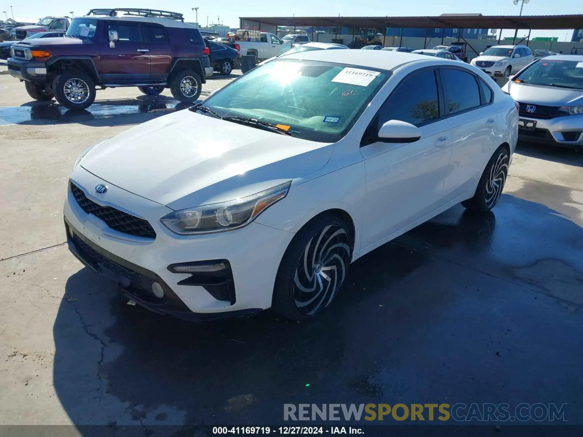 2 fotografías del automóvil dañado 3KPF24AD3KE136730 KIA FORTE 2019