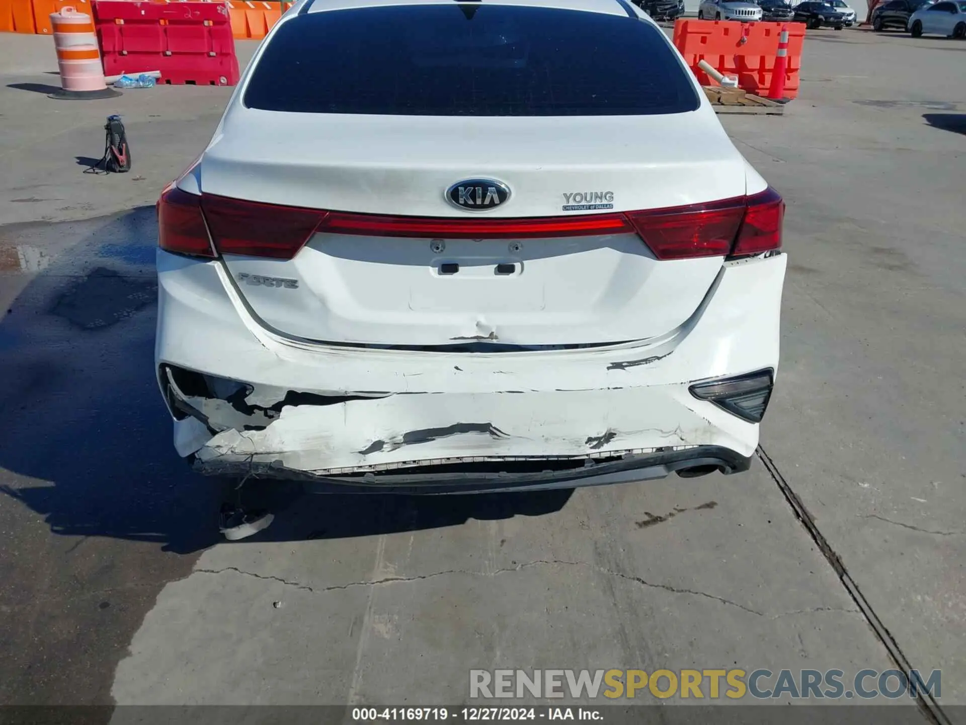6 fotografías del automóvil dañado 3KPF24AD3KE136730 KIA FORTE 2019