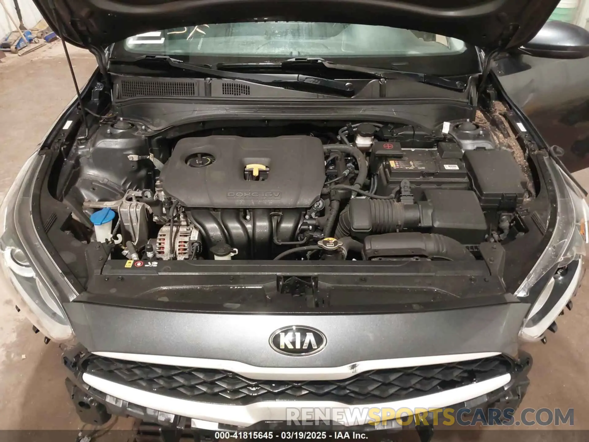 10 fotografías del automóvil dañado 3KPF24AD4KE009940 KIA FORTE 2019