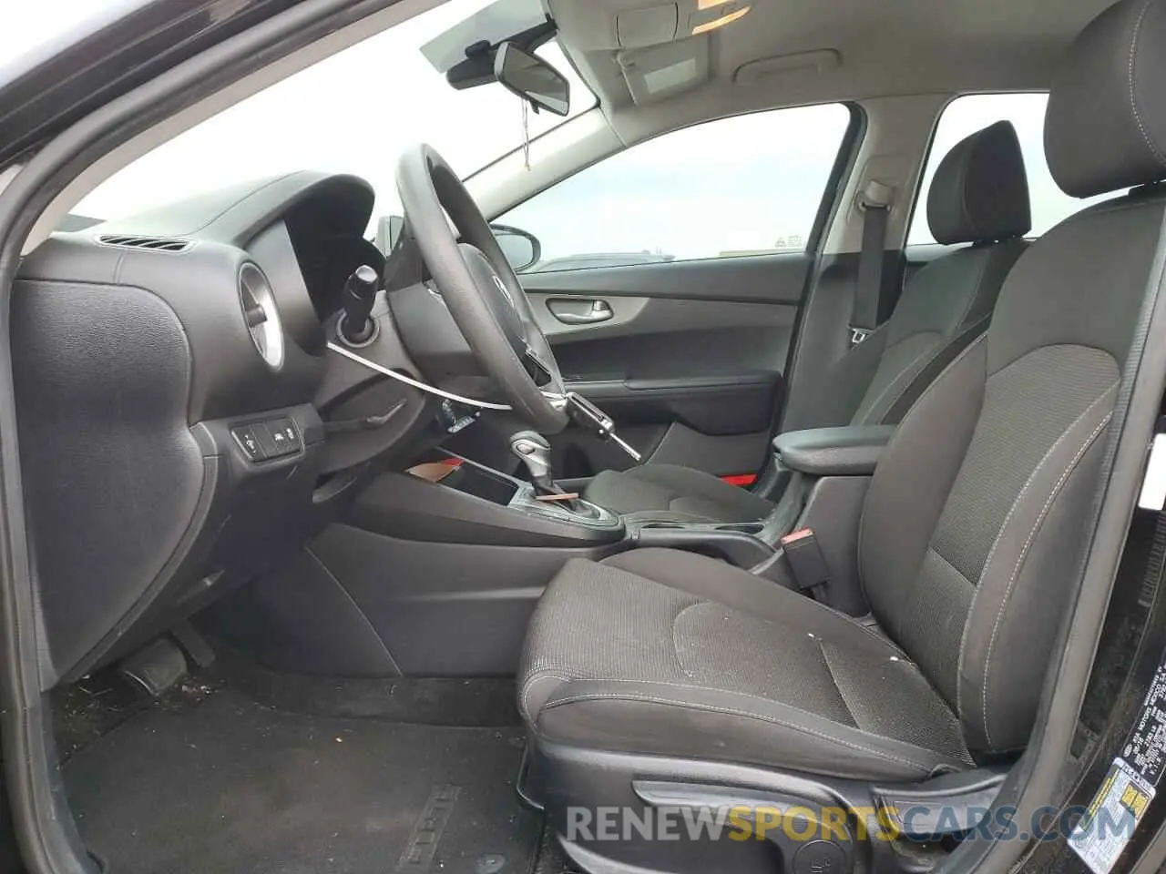7 fotografías del automóvil dañado 3KPF24AD4KE017570 KIA FORTE 2019