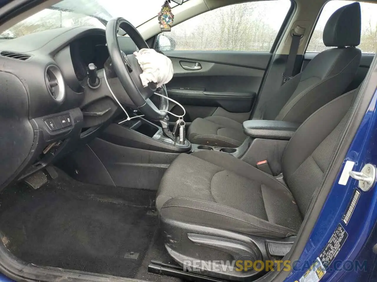 7 fotografías del automóvil dañado 3KPF24AD4KE028388 KIA FORTE 2019