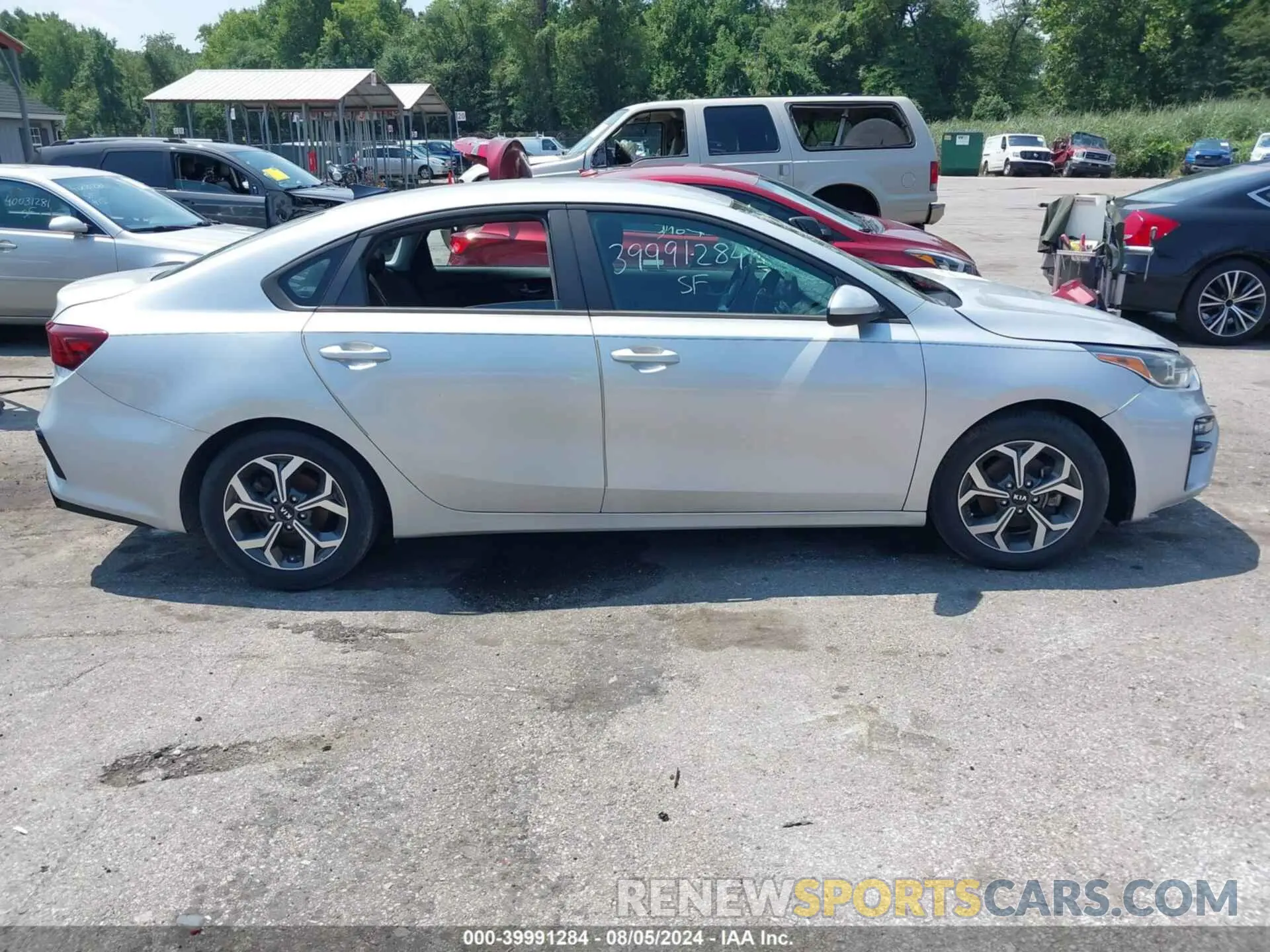 14 fotografías del automóvil dañado 3KPF24AD4KE058961 KIA FORTE 2019