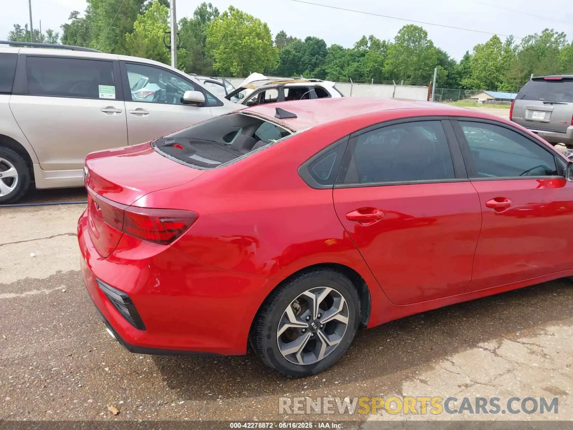 6 fotografías del automóvil dañado 3KPF24AD4KE063447 KIA FORTE 2019