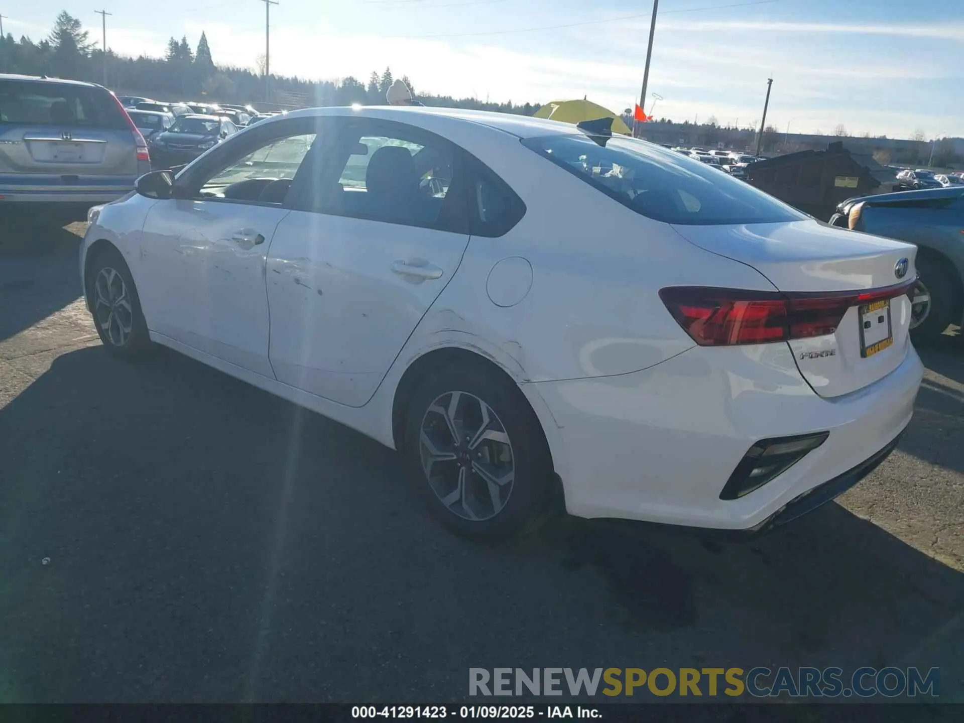 3 fotografías del automóvil dañado 3KPF24AD4KE077820 KIA FORTE 2019
