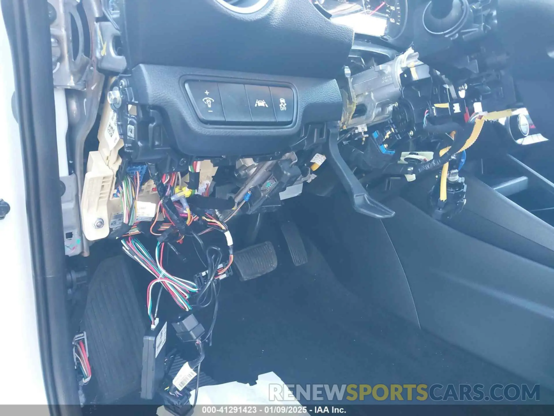 6 fotografías del automóvil dañado 3KPF24AD4KE077820 KIA FORTE 2019