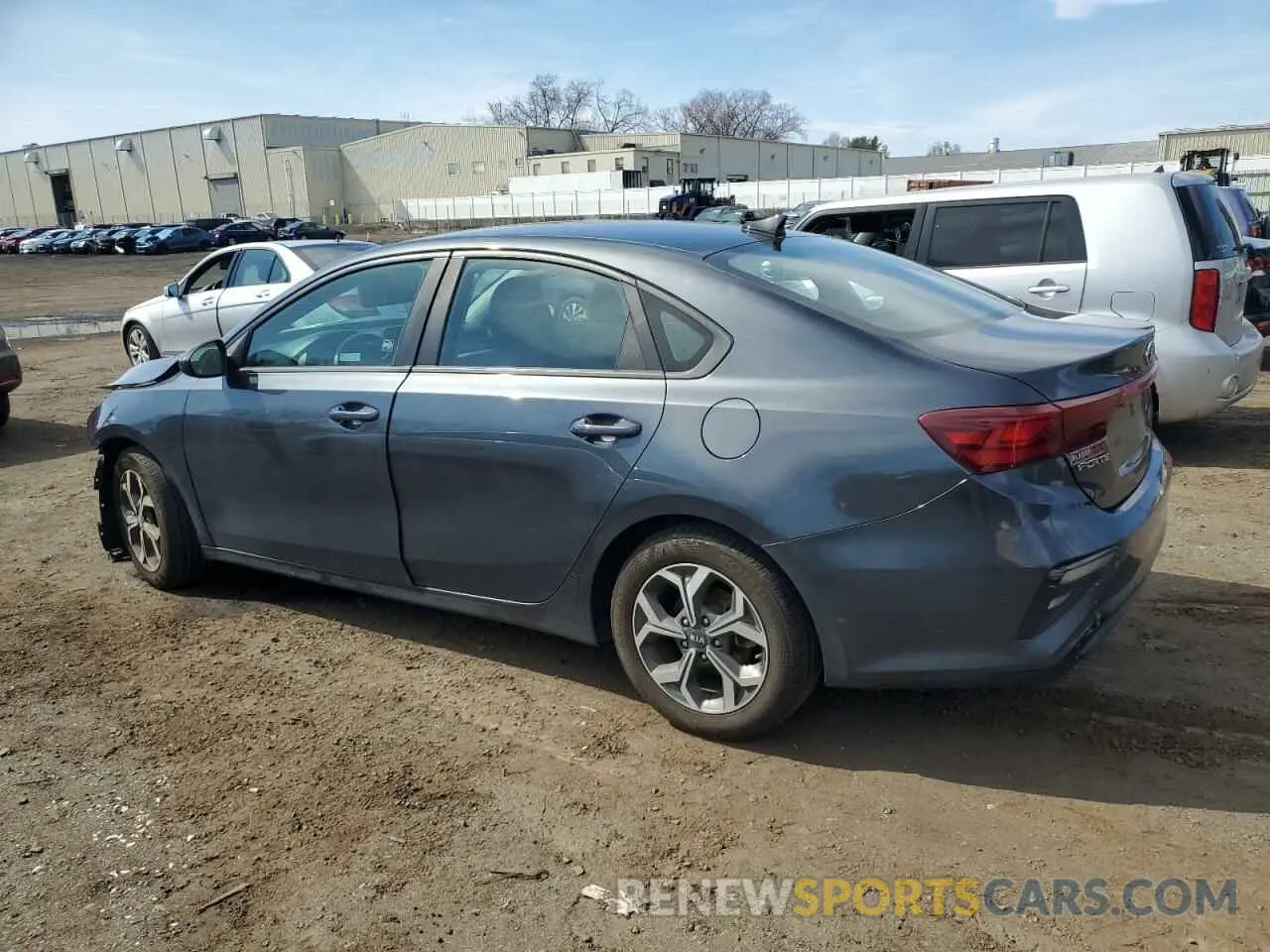 2 fotografías del automóvil dañado 3KPF24AD4KE078076 KIA FORTE 2019