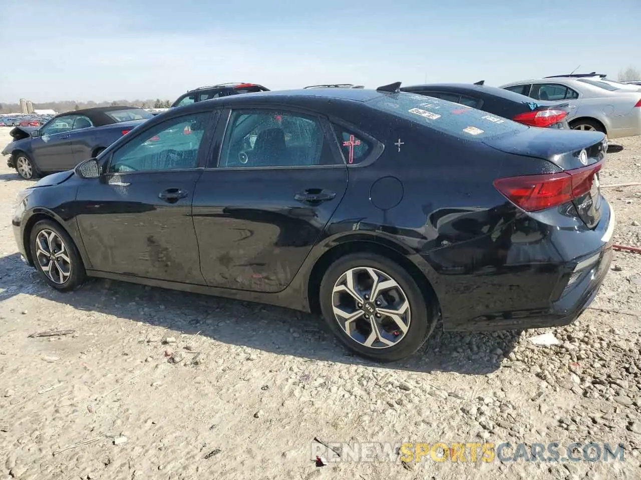 2 fotografías del automóvil dañado 3KPF24AD4KE094469 KIA FORTE 2019