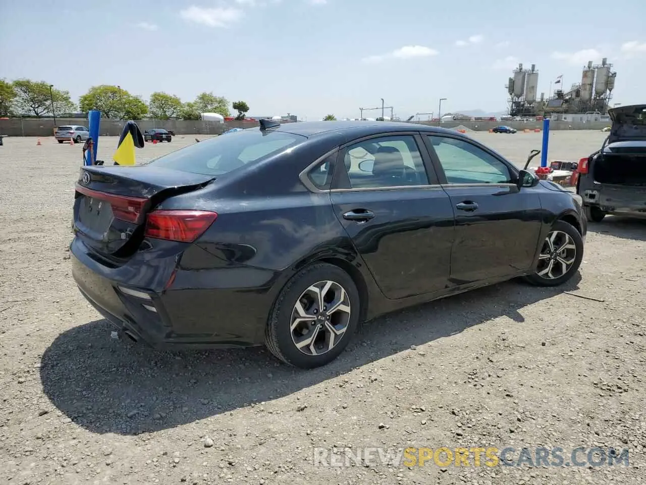 3 fotografías del automóvil dañado 3KPF24AD4KE138888 KIA FORTE 2019