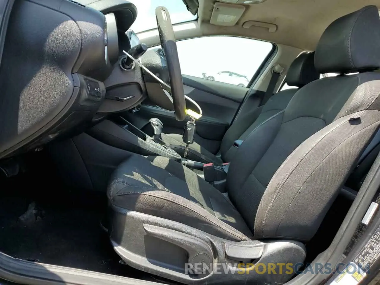 7 fotografías del automóvil dañado 3KPF24AD4KE138888 KIA FORTE 2019