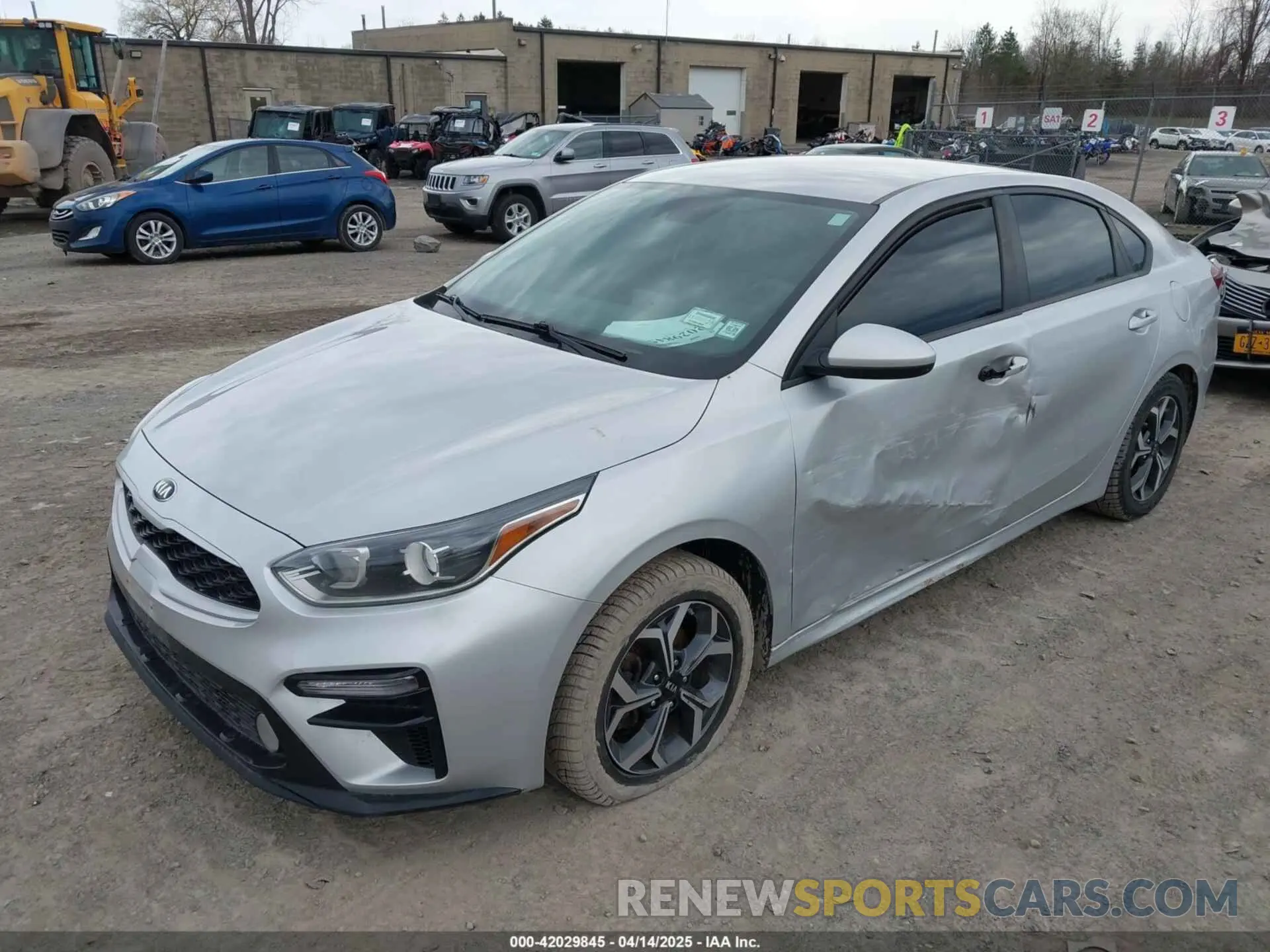 2 fotografías del automóvil dañado 3KPF24AD5KE012023 KIA FORTE 2019