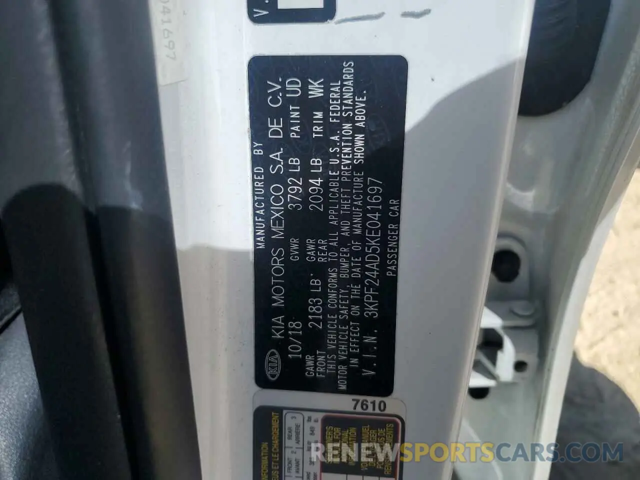 12 fotografías del automóvil dañado 3KPF24AD5KE041697 KIA FORTE 2019
