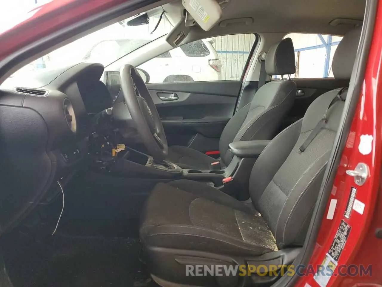 7 fotografías del automóvil dañado 3KPF24AD5KE043126 KIA FORTE 2019