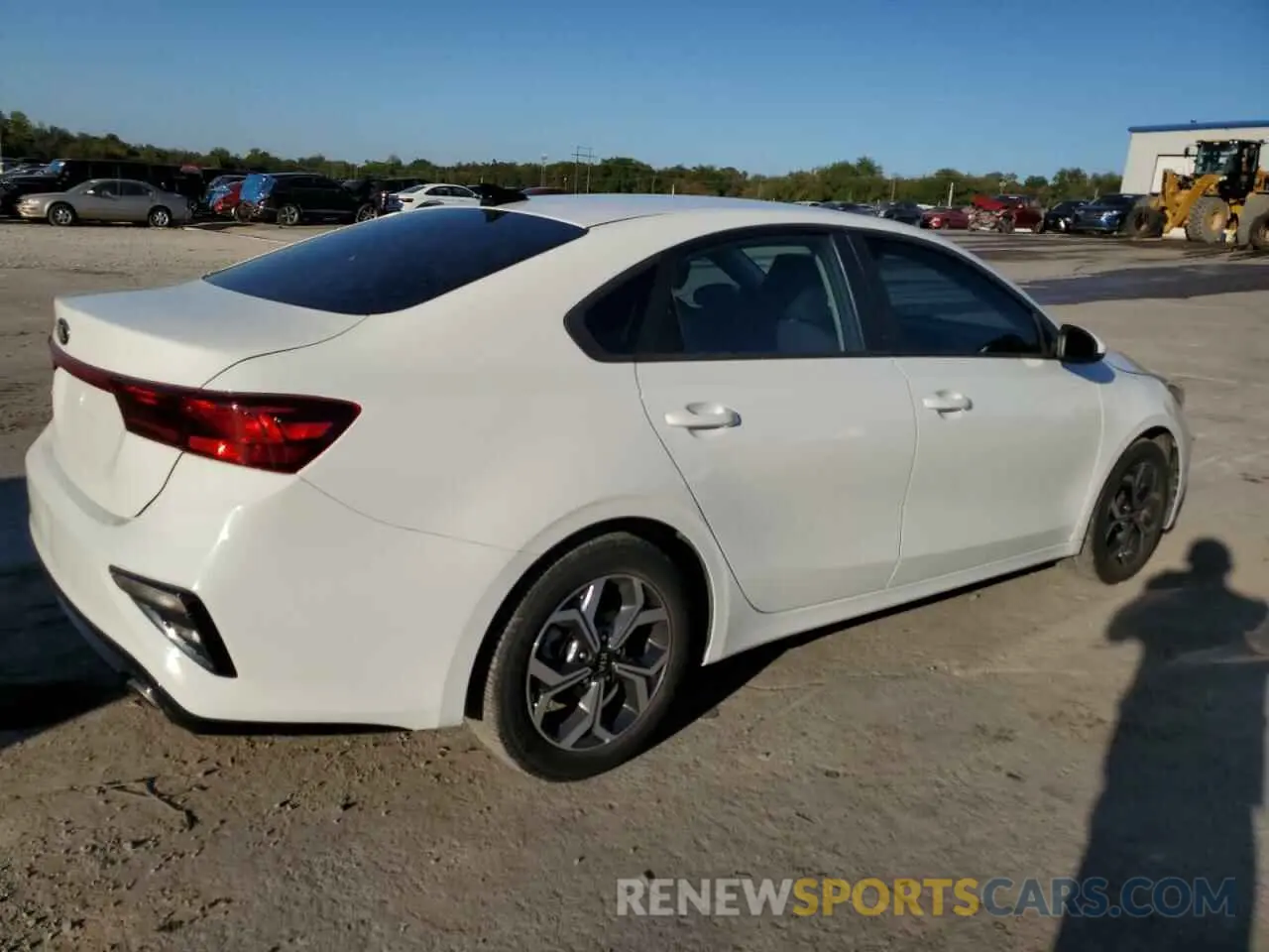 3 fotografías del automóvil dañado 3KPF24AD5KE045250 KIA FORTE 2019