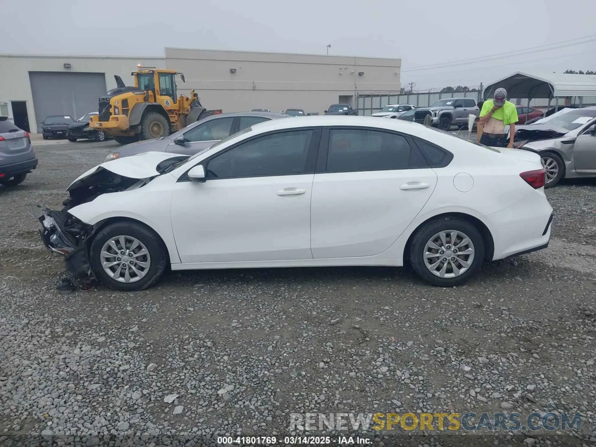 14 fotografías del automóvil dañado 3KPF24AD5KE047970 KIA FORTE 2019