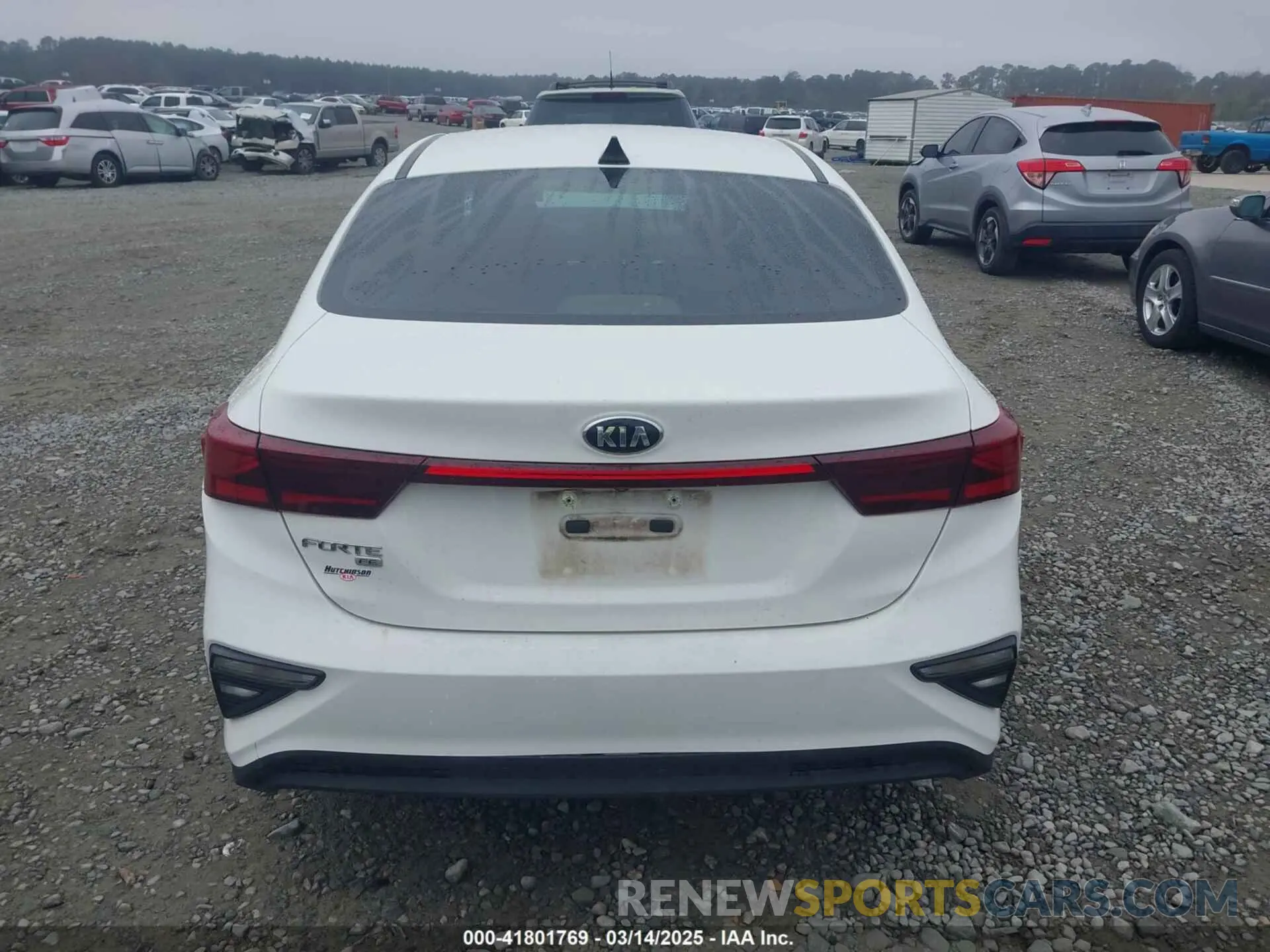16 fotografías del automóvil dañado 3KPF24AD5KE047970 KIA FORTE 2019