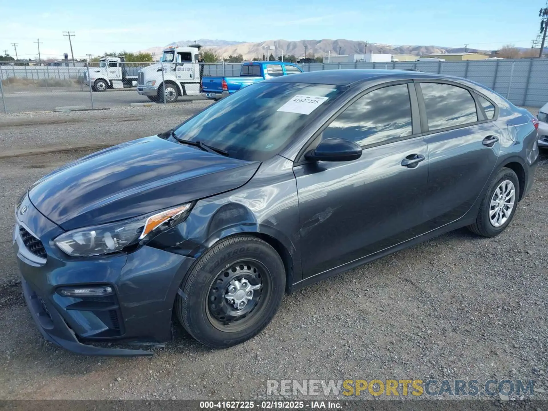 2 fotografías del automóvil dañado 3KPF24AD5KE062887 KIA FORTE 2019