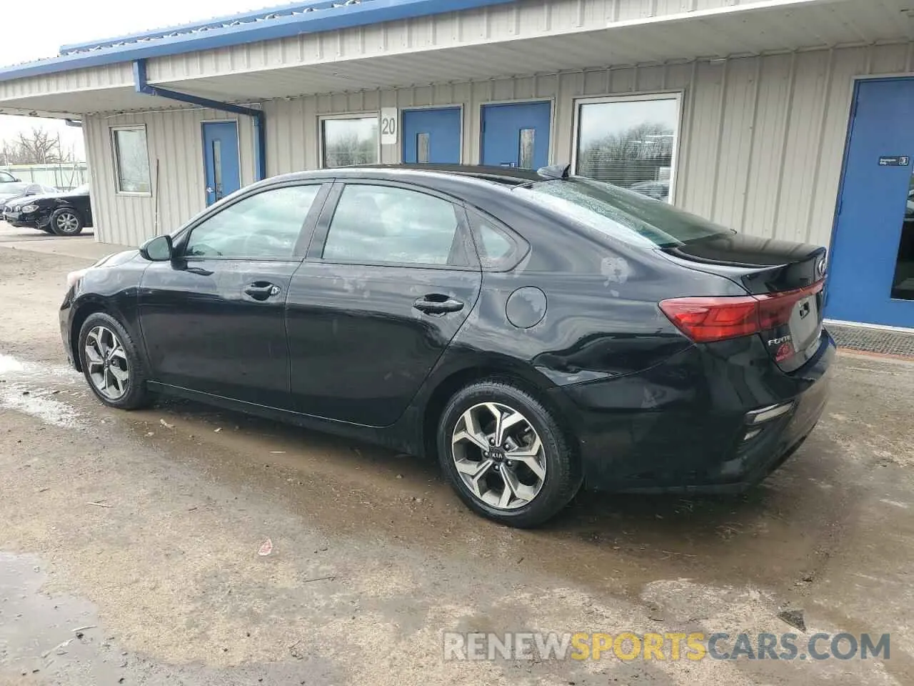 2 fotografías del automóvil dañado 3KPF24AD5KE104815 KIA FORTE 2019