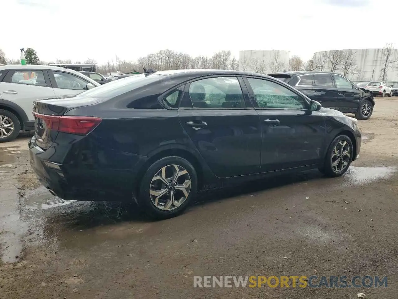3 fotografías del automóvil dañado 3KPF24AD5KE104815 KIA FORTE 2019